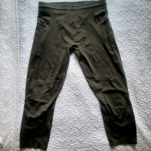 Surge Tight 22"
Nulux